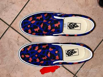 Vans slip on