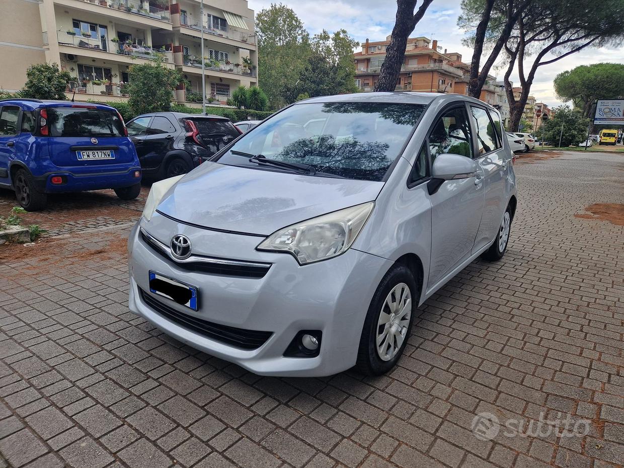 Toyota verso s 1.3 vvt-i active 100cv automatica