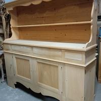 credenza con alzata