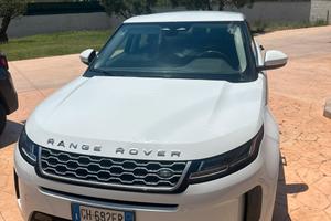 Range rover evoque 2021