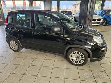 FIAT Panda 1.0 FireFly S&S Hybrid Black edition