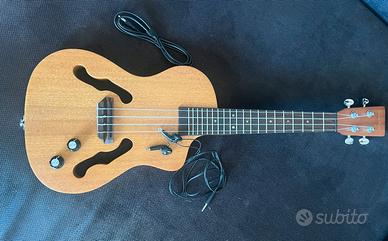 Ukulele Harley Benton EleUke con Ingresso MP3