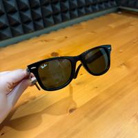 OCCHIALI DA SOLE RAY-BAN CLASSIC RB2140 901