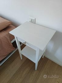 Comodino ikea hemnes