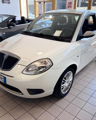 Lancia Ypsilon 1.2 Argento