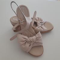 Sandali Bata beige/rosa antico
