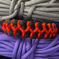 Braccialetto Paracord Nero intreccio rosso