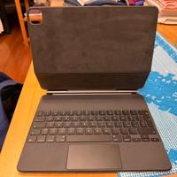 Apple Magic Keyboard iPad Pro 11” nera con tk