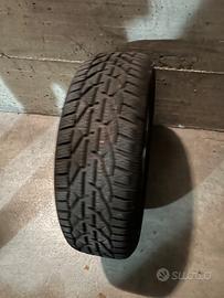 4 gomme complete di cerchi