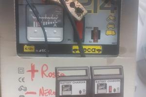 Caricabatteria auto