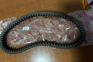 CINGHIA TRASMISSIONE MAJESTY 400  NUOV 04-14