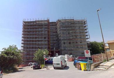 Immobile in asta di 68 m² a Loreto
