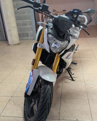 Moto BMW g310r usata poco e ben tenuta a