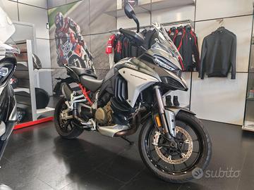Ducati Multistrada V4 S Travel & Radar