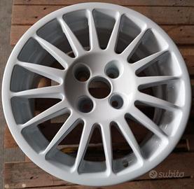 Cerchi in lega 15" OZ Superturismo 4 fori 98/100