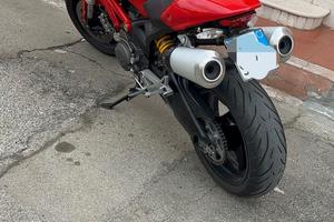 Ducati monster 696 2010