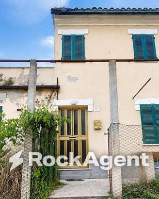 Villa di 100 m² con 4 locali a Senigallia