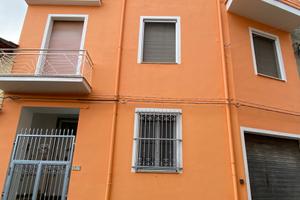 Casa indipendente via Cavour 23