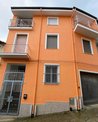 Casa indipendente via Cavour 23