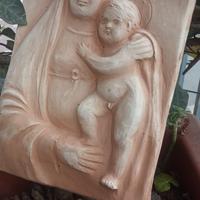 "Madonna con Bambino" bassorilievo in cotto 