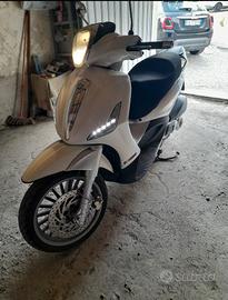 Piaggio Beverly 