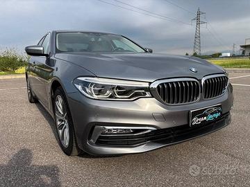 BMW Serie 5 LUXURY - 2.0 Benzina/Elettrica 252cv