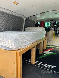 Letto artigianale con 2 materassi ortopedici