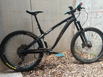 Dartmoor Hornet enduro front