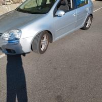 Volkswagen GOLF 5 1.9 TDI 