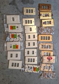 Placche BTicino Magic  di plastica e metallo 