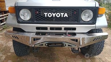 PARAURTI USO GRAVOSO TOYOTA BJ-HZJ SERIE 70