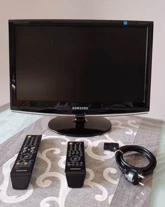 TV Monitor PC Samsung SyncMaster  933HD 19 pollici