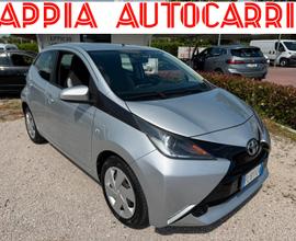 Toyota Aygo 1.0 69CV 5porte x-play AUTOMATICA-OK N