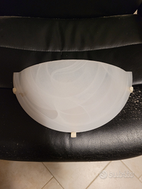 Lampadario a mezza luna