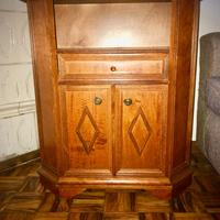 Mobile in legno arte povera con rotelle