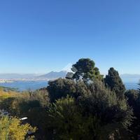 5 LOCALI A NAPOLI