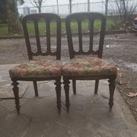 Coppia di sedie antiche in legno massello - Stile 