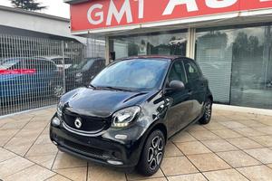 SMART ForFour 0.9 90CV PELLE LED NEOPATENTATI CE