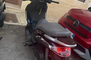 Beverly 125 tourer