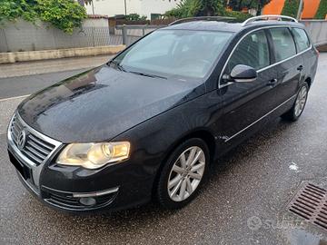 Volkswagen Passat 2.0 TDI DPF Var. Comfortline