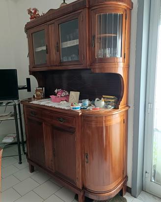 Sala da pranzo tardo Liberty