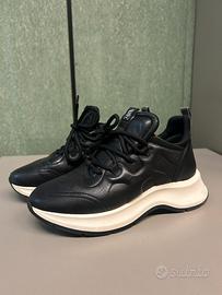 Bellissime scarpe di pelle nere da donna Hogan