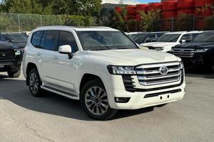 TOYOTA Land Cruiser 300 3.5 V6 305KW 415HP 7 POS