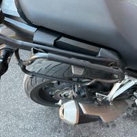 Supporti valige larerali givi per honda cb500x