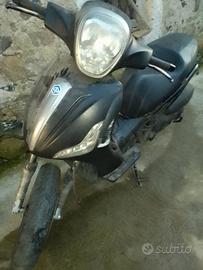 Piaggio Beverly M69 2 00