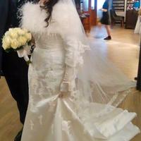 Abito da sposa meraviglioso in perfetto stato 