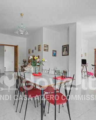 Appartamento di 235 m² con 4 locali a Galatina