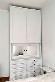 ARMADIO SHABBY 2 ANTE, 4 RIPIANI, 10 CASSETTI