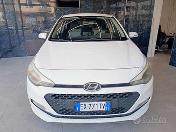 HYUNDAI i20 1.1 CRDi 12V 5 porte Comfort