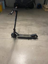 Monopattino elettrico Ducati